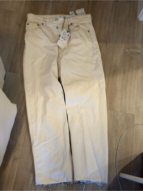Zara Off-White High-Rise Jeans